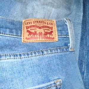 Levi's Pants Shaping Skinny Jeans